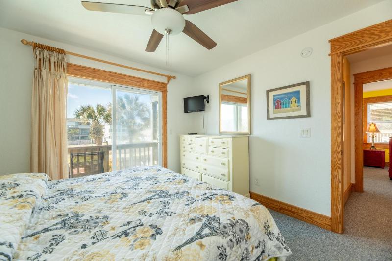 Island Time - NH MP 11 50 Ft to Beach Elevator Pool Free Pool Heat Hot Tub Pets OK YR Flex - image 24