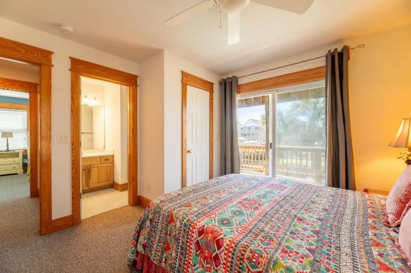 Island Time - NH MP 11 50 Ft to Beach Elevator Pool Free Pool Heat Hot Tub Pets OK YR Flex - image 6