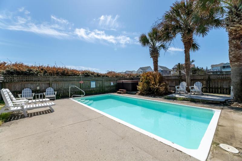 Island Time - NH MP 11 50 Ft to Beach Elevator Pool Free Pool Heat Hot Tub Pets OK YR Flex - image 40