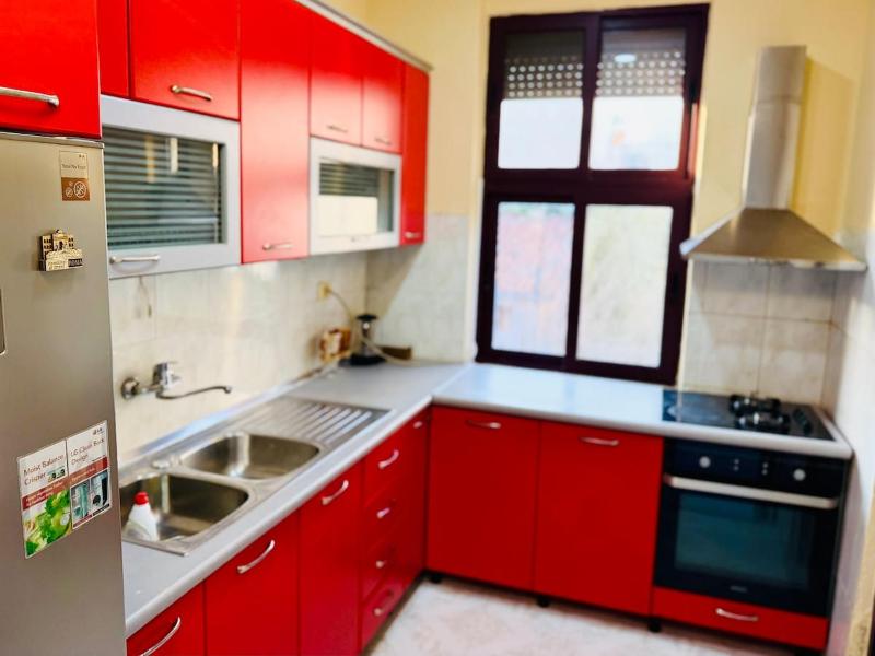 Luxury Villa in Gjuhadol - image 4