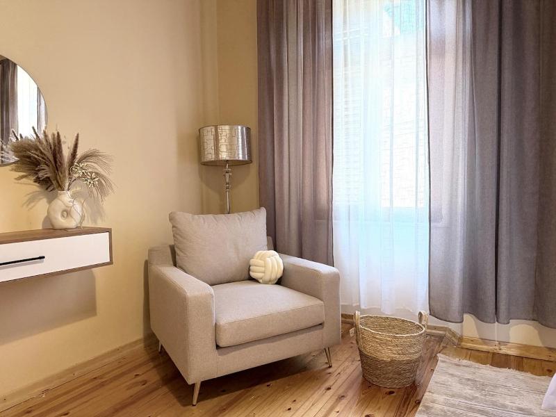 Luxury Villa in Gjuhadol - image 3