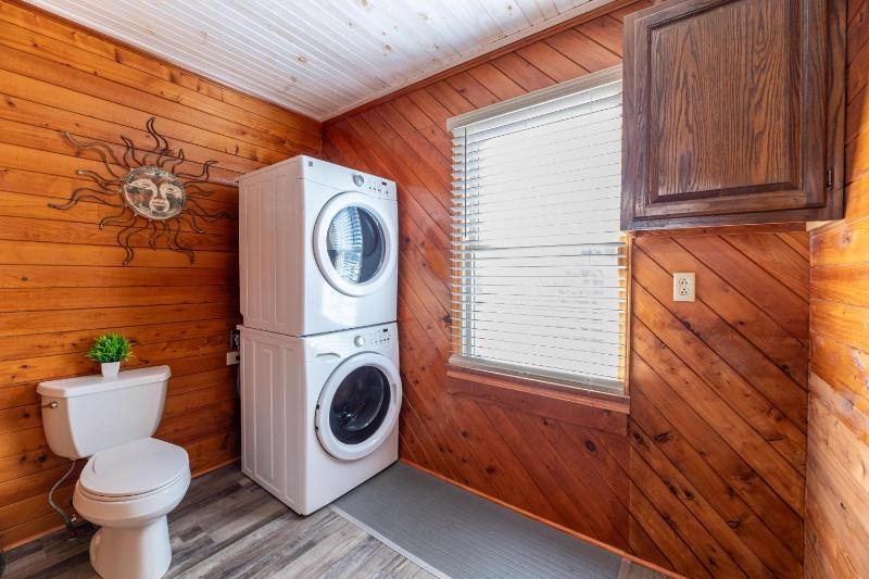 Flip Flops Forever - KDH MP 9.5 Ocean View 200 Yds to Beach Hot Tub Pets OK Flex Stays - image 9