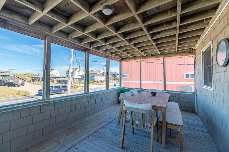 Flip Flops Forever - KDH MP 9.5 Ocean View 200 Yds to Beach Hot Tub Pets OK Flex Stays - image 3