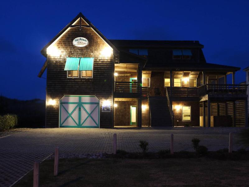 Big Mamma's - Nags Head MP 11 Oceanfront Ocean View Elevator Pool Hot Tub Pets OK - image 37