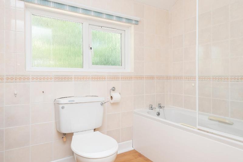Croft Cottage Sleeps 6 - image 7
