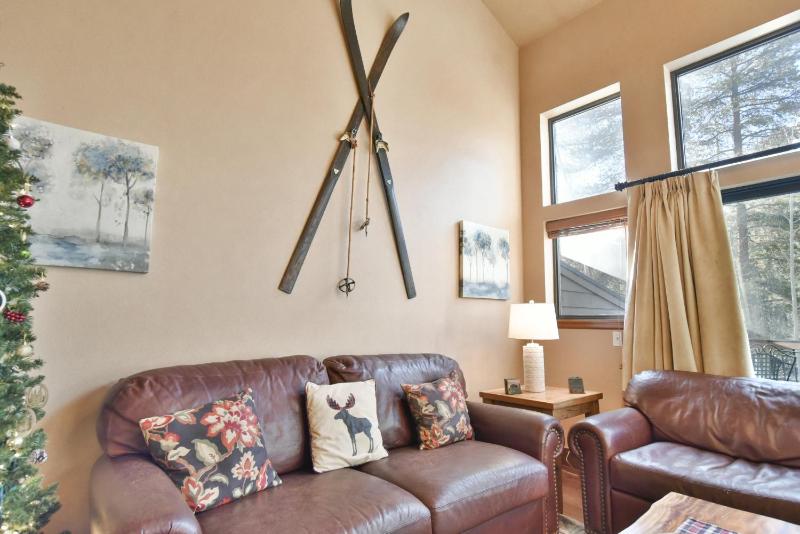 VP104 - Village Point Buffalo Townhome - image 11