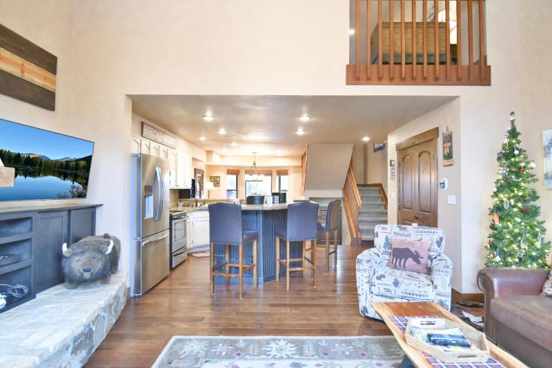 VP104 - Village Point Buffalo Townhome - image 18