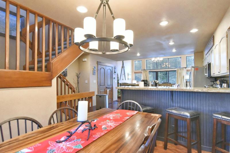 VP104 - Village Point Buffalo Townhome - image 5