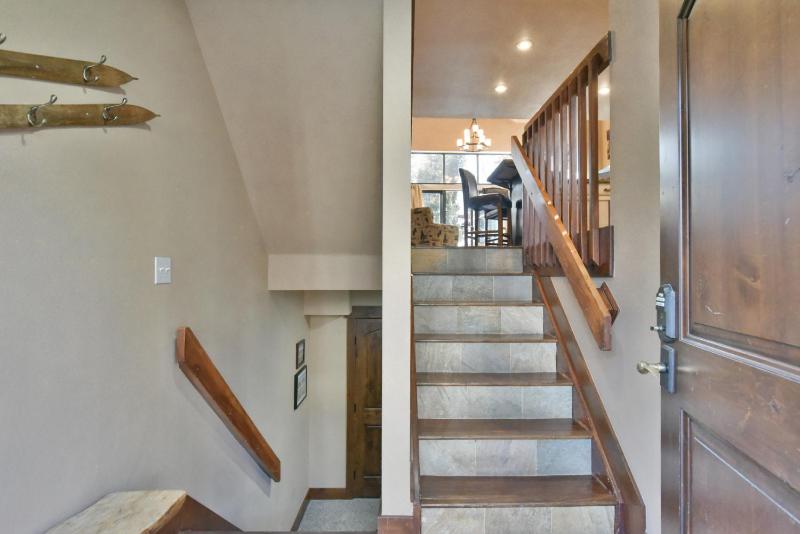 VP104 - Village Point Buffalo Townhome - image 14