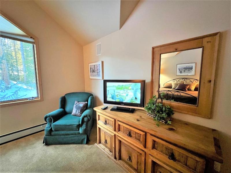 TP33 - Tall Pines Superchair Townhome - image 40