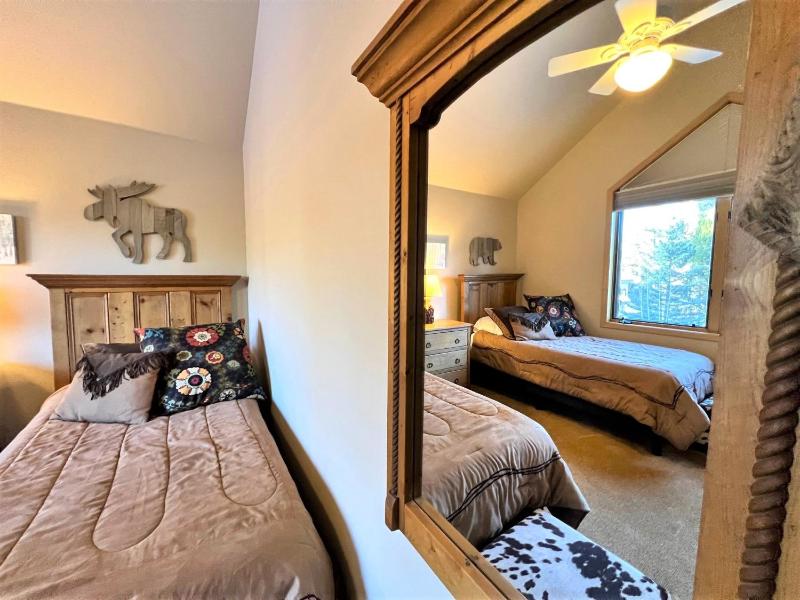 TP33 - Tall Pines Superchair Townhome - image 34