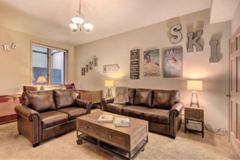 TP33 - Tall Pines Superchair Townhome - image 19