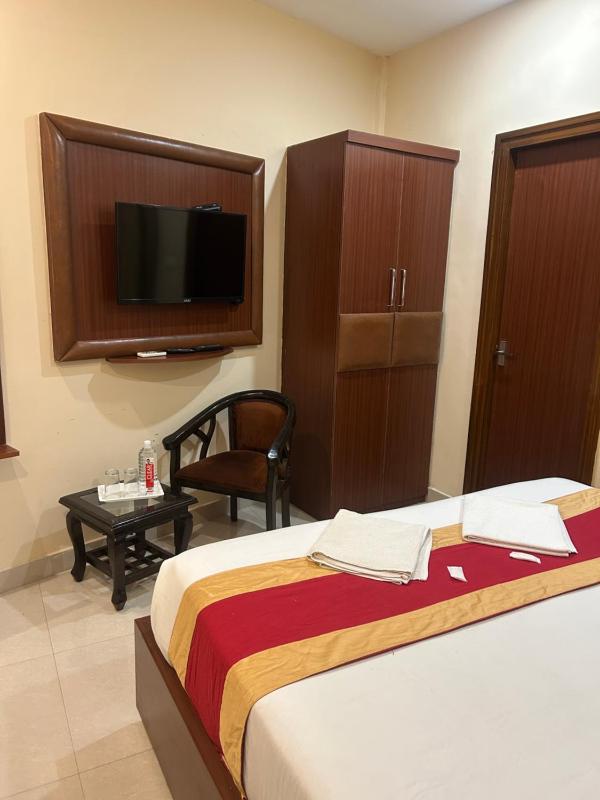 HOTEL DEV GANGA - image 15