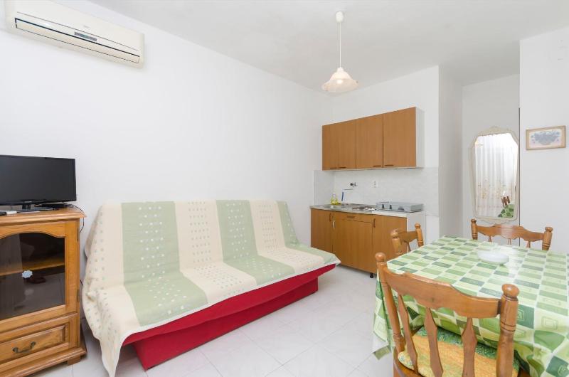 Apartment Niko - image 28