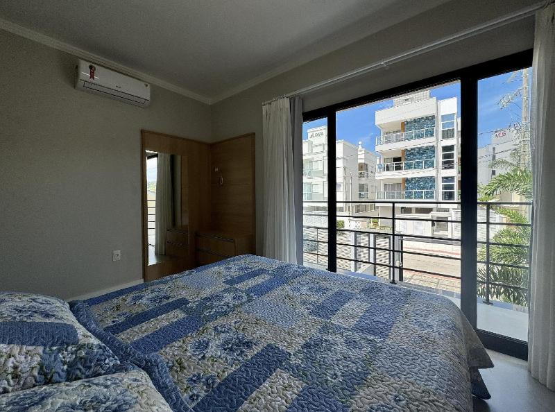 Casa das Seringueiras a 6 minutos da Praia de Palmas com 4 quartos - image 5