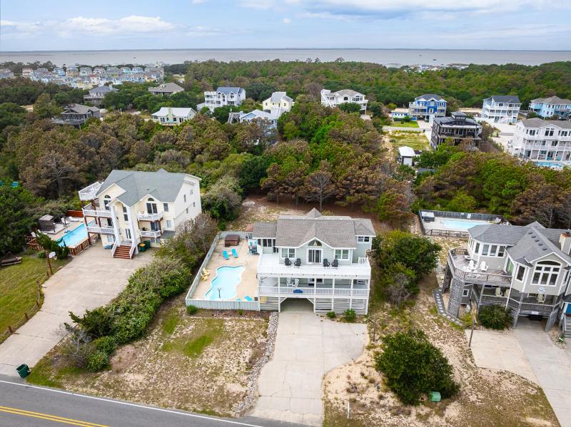 Whaler's Inn - Corolla Whalehead Ocean View Beach 320 Yds Pool Hot Tub Pets OK Flex Stays - image 34