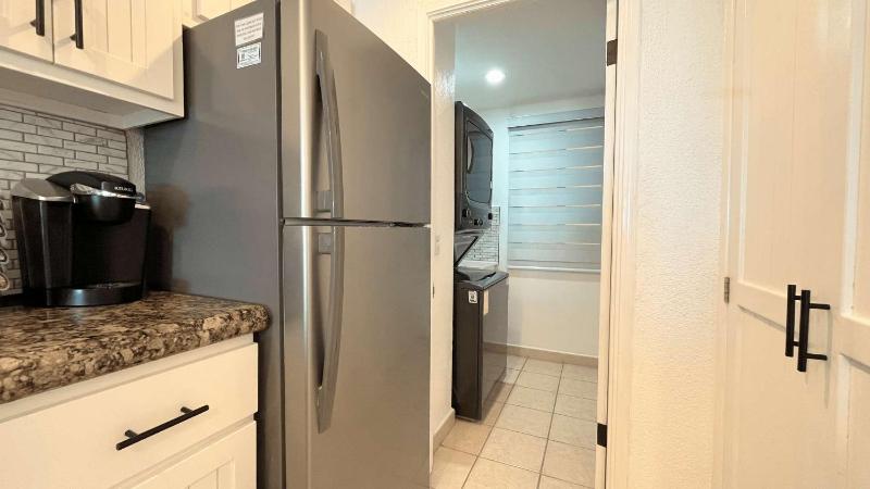 Comfy & Updated 4th Floor Condo Princesa E-401 - image 10