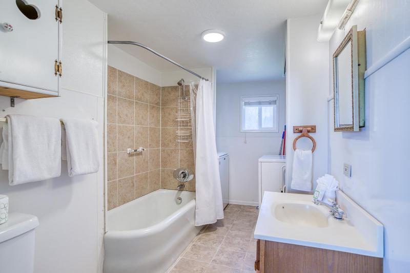 Oceanfront Views - image 10