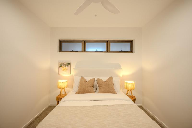 Byron Social on Jonson - Luxury Apartment in the Heart of Byron Bay Rooftop pool - image 8