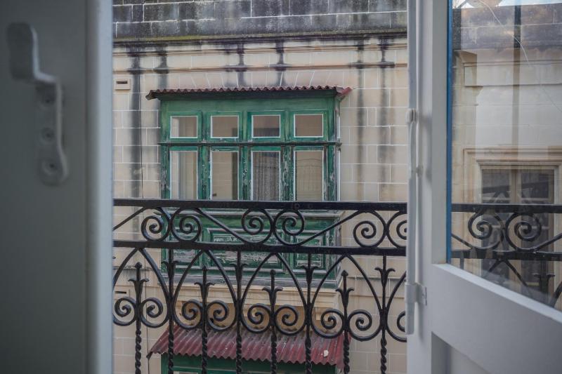 Valletta Kursara Port View - image 7