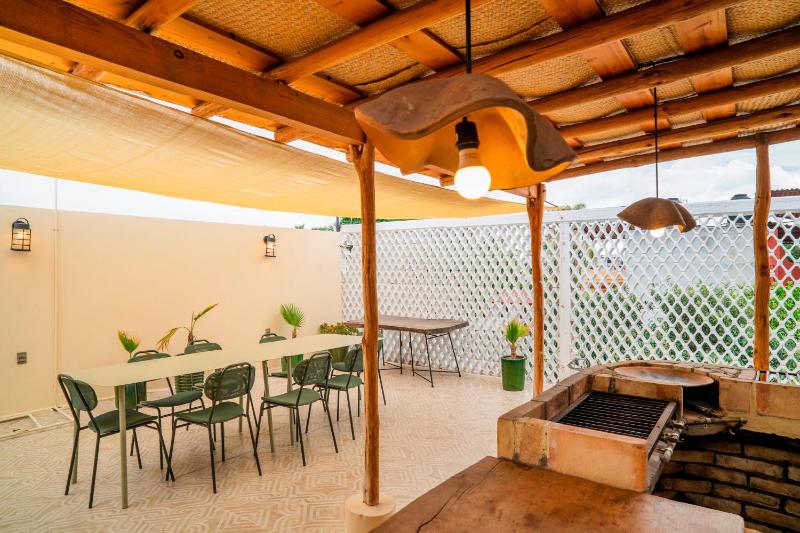 PORFIRIO 2 · Two Houses Seven Bedroom Group Retreat - image 7