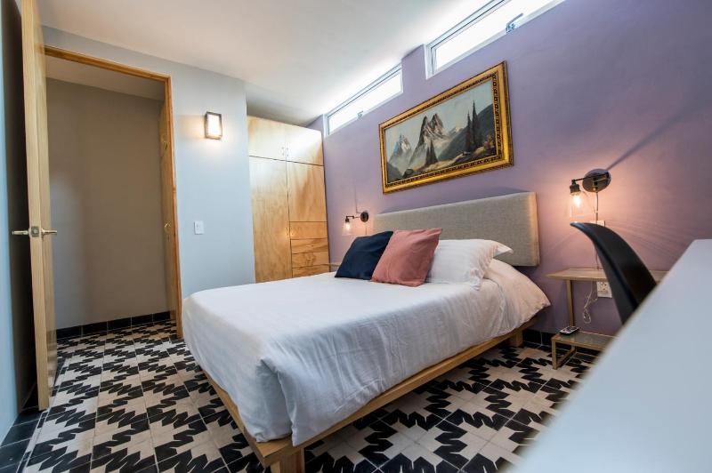 INDEPENDENCIA 3 · Cozy apt wPrivate Terrace - 1 Block to The Zocalo - image 3