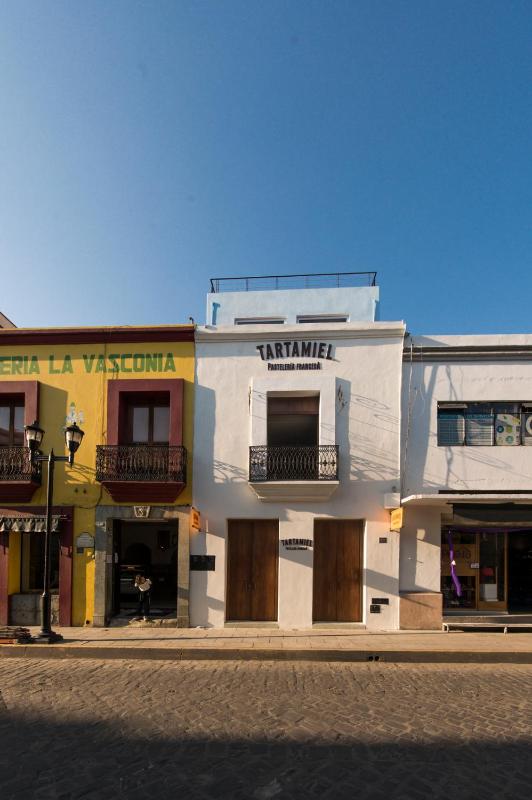 INDEPENDENCIA 3 · Cozy apt wPrivate Terrace - 1 Block to The Zocalo - image 12