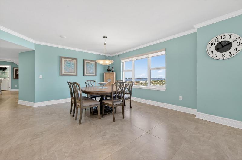 Tranquil Retreat at Dimucci Towers - image 11