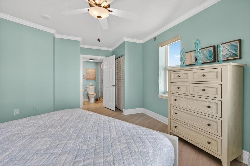 Tranquil Retreat at Dimucci Towers - image 45