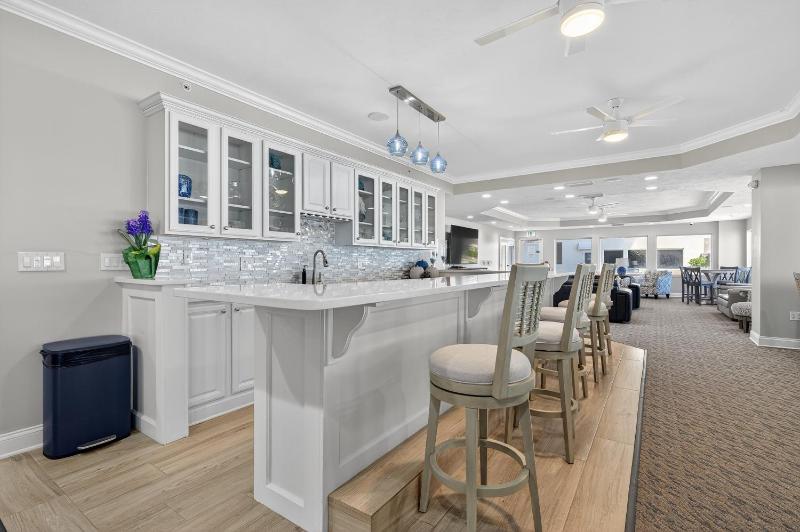 Tranquil Retreat at Dimucci Towers - image 43