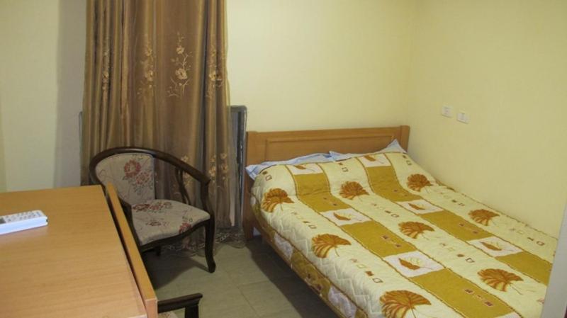Single Room image 1
