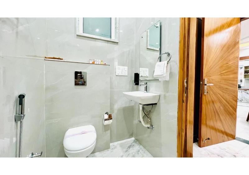 BluO Modern 2BHK - Central Delhi - image 11