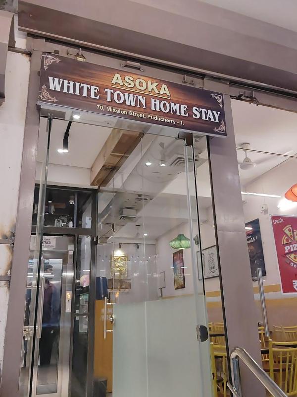 Asoka White Town Homestay - image 1