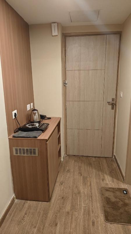 Romaer's Room - image 3