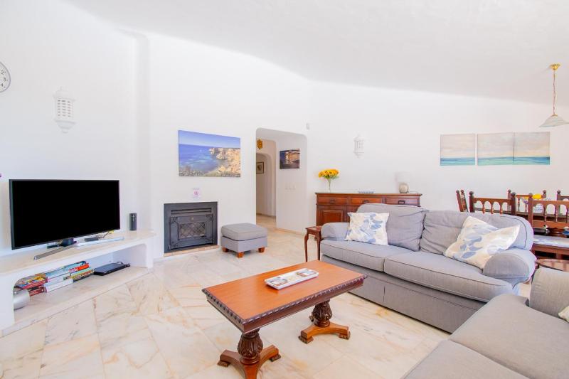 Casa Ryder - Short walk from Praia da Marinha - image 22