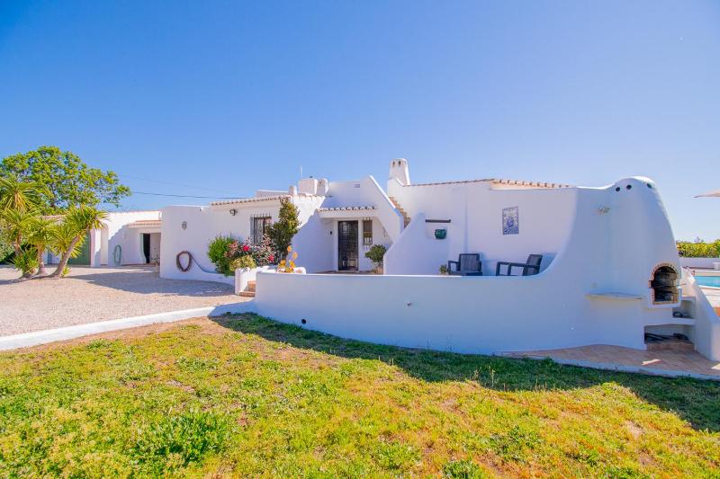 Casa Ryder - Short walk from Praia da Marinha - image 34