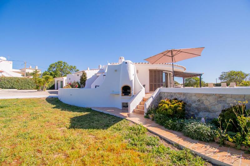 Casa Ryder - Short walk from Praia da Marinha - image 32