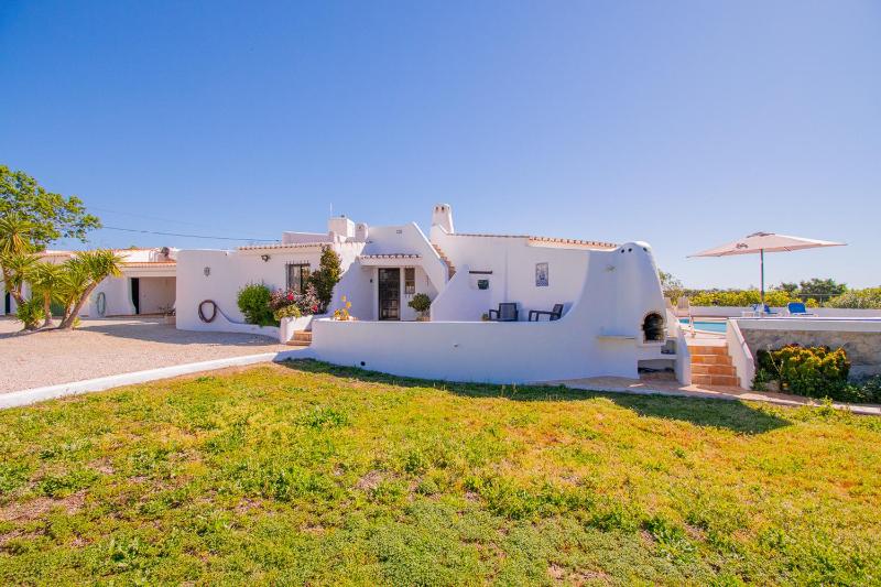 Casa Ryder - Short walk from Praia da Marinha - image 41