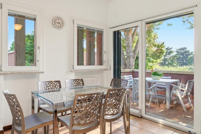 APARTMENTS BLUE VIEW - Residence Casetto Bardolino - Regarda Travel - image 31