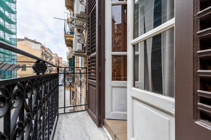 Regina Rooms - image 12