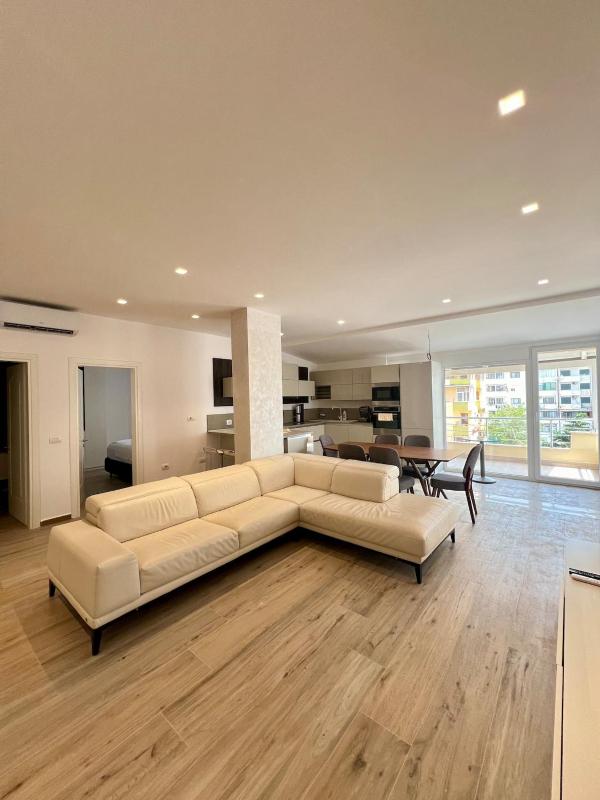 Beach Front 2BR Apartment - image 16