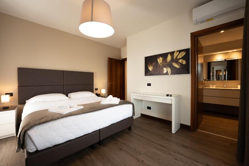 Hotel Gardenia Sirmione - image 38