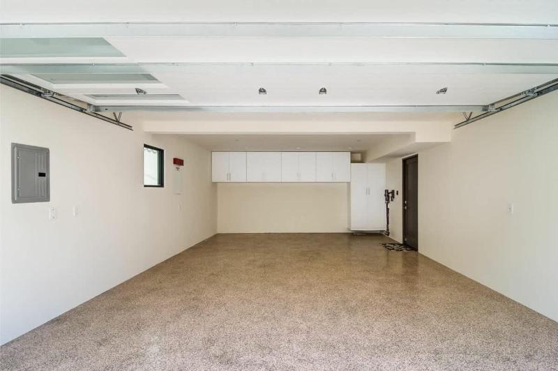 Modern Remodel By The Bay & Beach- 209 9th home - image 19