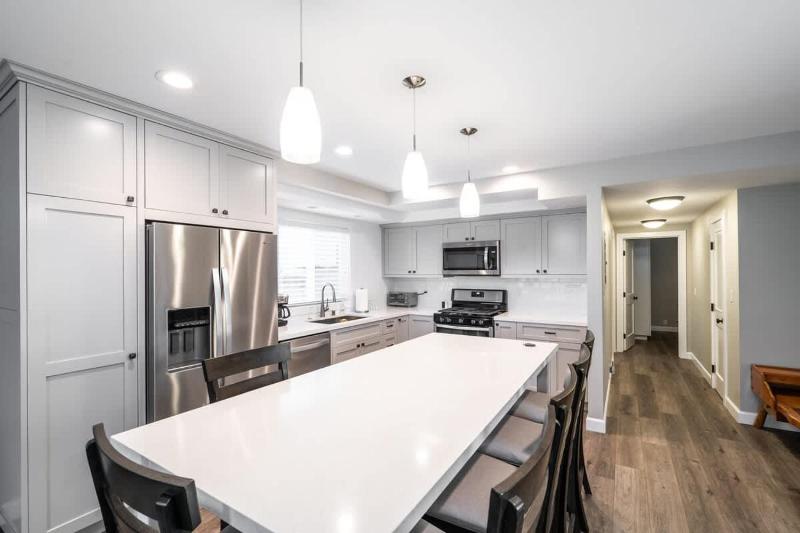 Remodeled 4 bdrm Duplex on Balboa Island- 129 home - image 24