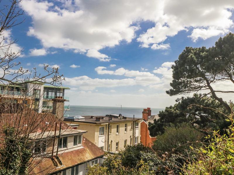 Clifftop House - image 1