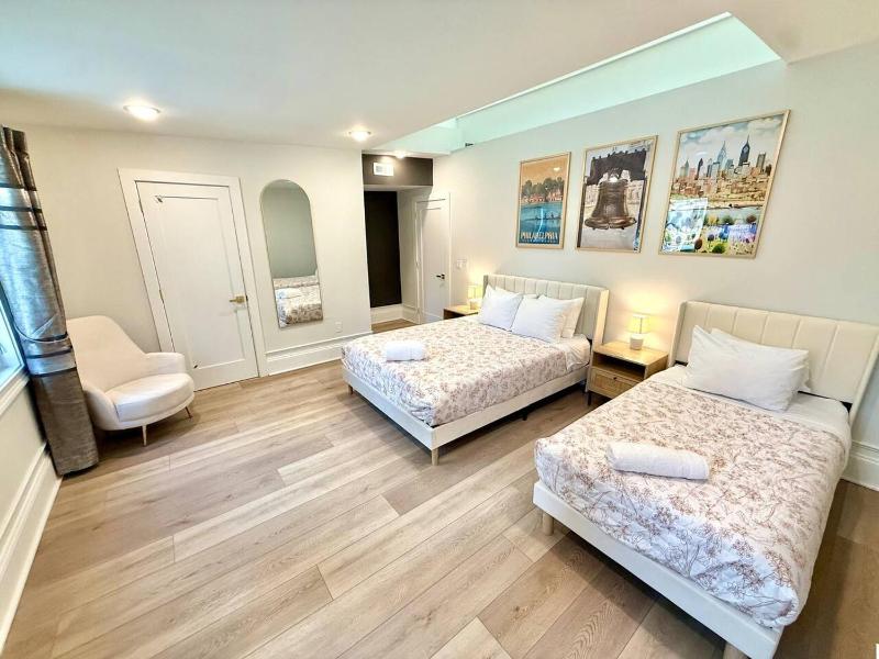 Grand Luxury Center City 2BR and 2Bath Apartment - image 1