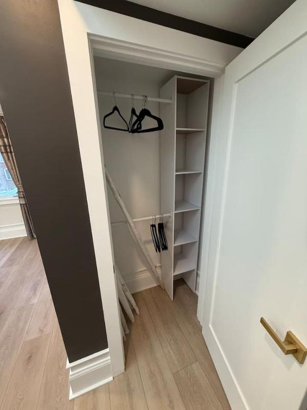 Luxury Chic Center City 2BR and 2Bath Apartment - image 13