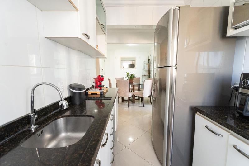 3 garagens com vista para Roda Gigante - image 21