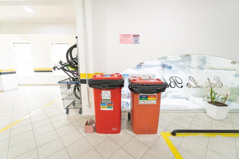 3 garagens com vista para Roda Gigante - image 37