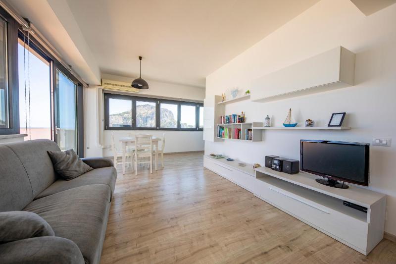 The best penthouse in Cefalù - image 13